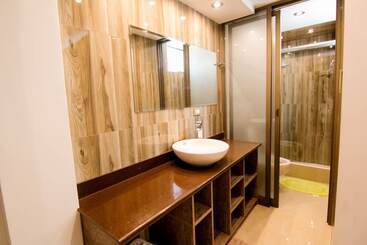 هتل Hostal Encantos