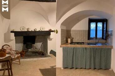 هتل Masseria Mangiato 1557