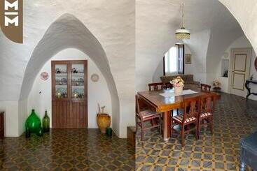 هتل Masseria Mangiato 1557