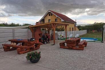 پانسیون Casa Gimi