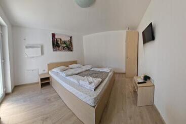 پانسیون Casa Gimi