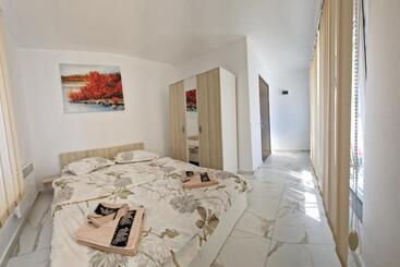 پانسیون Casa Gimi