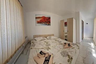 پانسیون Casa Gimi