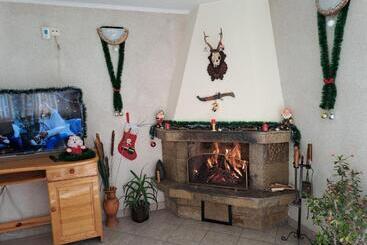 پانسیون Guest House Benita стаи за гости