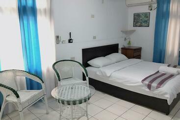 پانسیون Tainan B&b Hall West Centra
