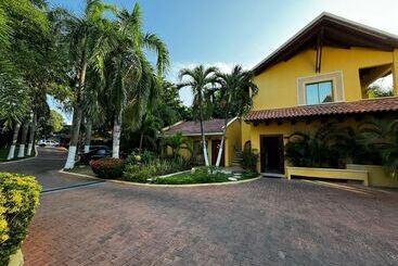 Porto Bello Hotel Boutique