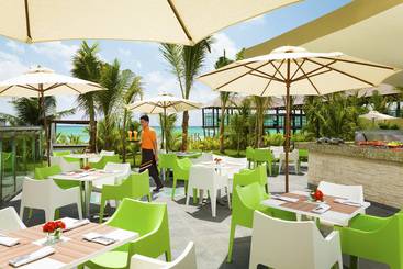 Generations Riviera Maya Family Resort Catamarán, Aqua Nick & More Inclusive