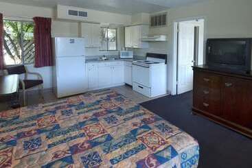 هتل American Executive Inn Mesa