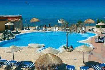 هتل Baia Tropea Resort