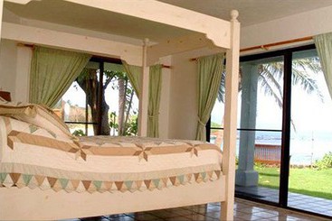 هتل Blue Tile Beach House