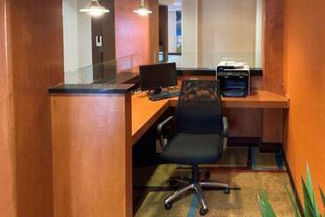 هتل Comfort Inn & Suites Ankeny  Des Moines