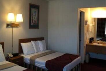 هتل Cozy Inn