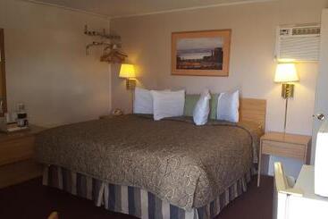 هتل Cozy Inn