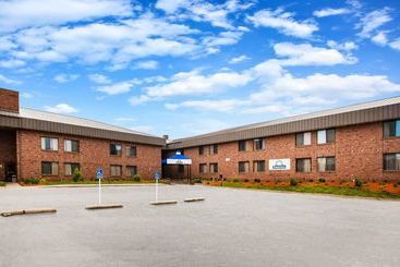 בית מלון כפרי Days Inn By Wyndham Midland