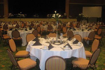 هتل Diamondjacks Casino And Resort