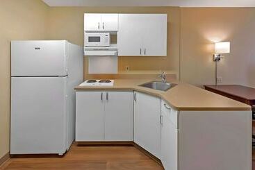 هتل Mainstay Suites Chicago Hillside