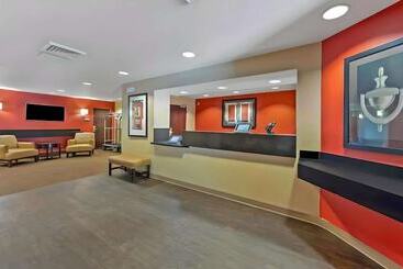 هتل Mainstay Suites Chicago Hillside