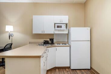 هتل Mainstay Suites Chicago Hillside