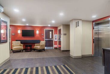 هتل Mainstay Suites Chicago Hillside