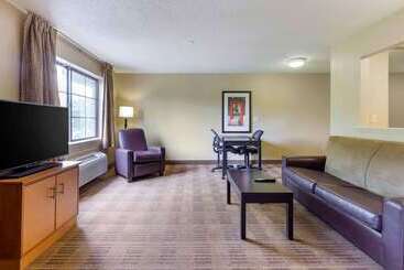 هتل Extended Stay America Select Suites   Raleigh   Rtp   4610 Miami Blvd