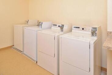 هتل Fairfield Inn & Suites Louisville North