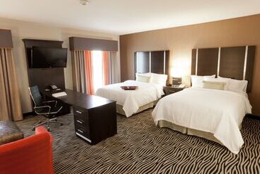هتل Hampton Inn & Suites Tulsa/central