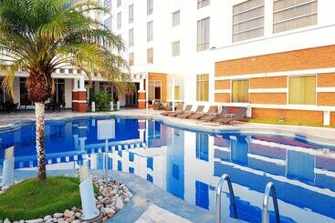 هتل Hilton Garden Inn Tuxtla Gutierrez