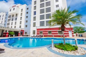 هتل Hilton Garden Inn Tuxtla Gutierrez