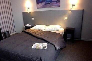 هتل Hôtel Le Glacier
