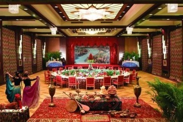 هتل Luxemon Xinjiang Hongfu