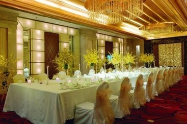 هتل Luxemon Xinjiang Hongfu