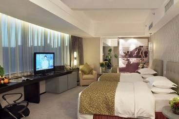 هتل Luxemon Xinjiang Hongfu