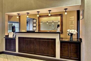 هتل Magnolia Inn And Suites Pooler