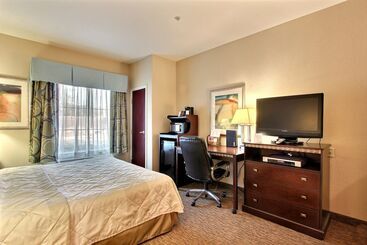 هتل Magnolia Inn And Suites Pooler