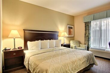 هتل Magnolia Inn And Suites Pooler