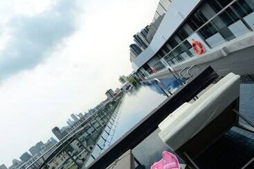 هتل Mercure Singapore Tyrwhitt