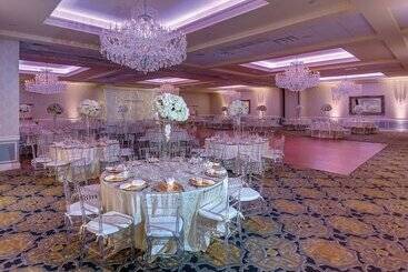 Radisson Hotel Freehold