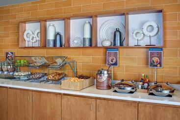 هتل Springhill Suites By Marriott Saginaw