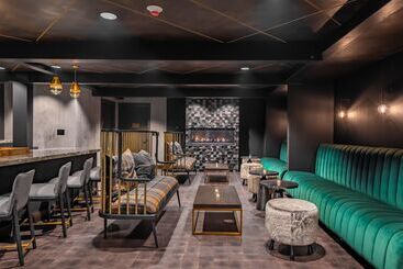 هتل The Incline Lodge