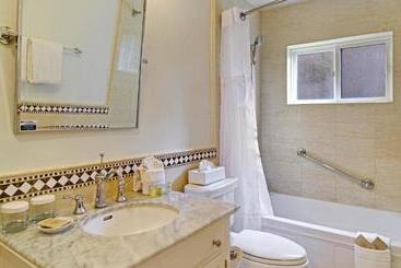 هتل Wayside Inn