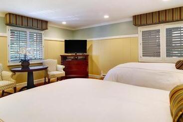 هتل Wayside Inn