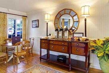 هتل Wayside Inn