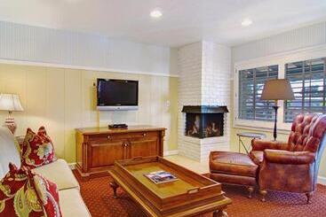 هتل Wayside Inn