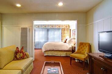 هتل Wayside Inn