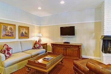 هتل Wayside Inn
