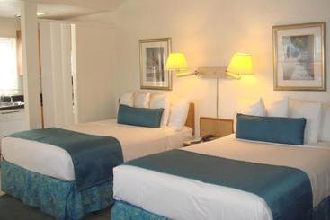 فندق على الطريق Beach Shell Inn