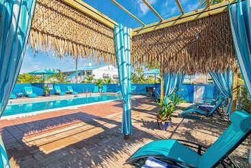 مُتل Latitude 26 Waterfront Resort And Marina