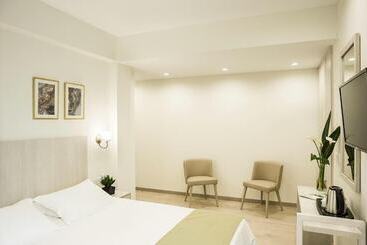 Roseum Boutique