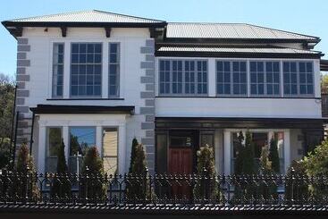 The Terrace Villas Serviced Apartments