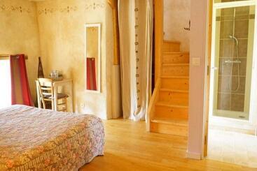 تختخواب و صبحانه Kêr Neizh Breizh   Chambres D Hôtes   Le Petit Châtelier
